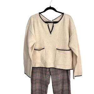 Lush Boxy Sweater Neutral Soft Cozy Preppy Cute Pullover - M